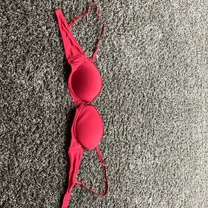 #bras #pushupbra #kurrys_thrift #thriftshop #cheapclothes #fyp